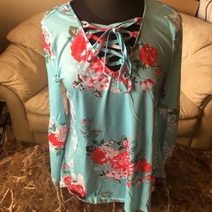 Cute boho style top with bell sleeves